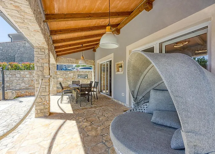 Miriam Vila Matohanci